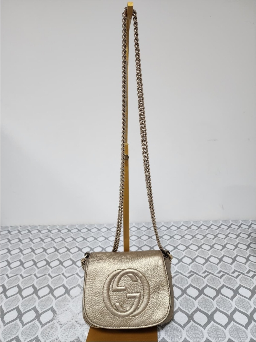 GUCCI Leather Soho Chain Shoulder Bag Gold